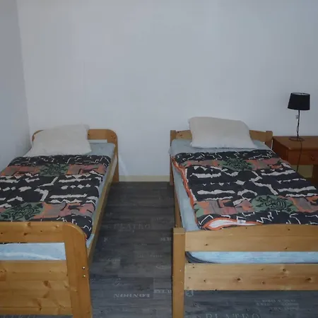 Appt 3 Pces Mez 45m2 + Terrasse 7m2 Ref 4007 شقة *
