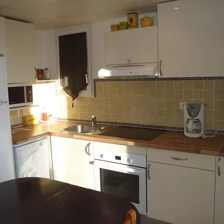 Appt 3 Pces Mez 45m2 + Terrasse 7m2 Ref 4007 شقة